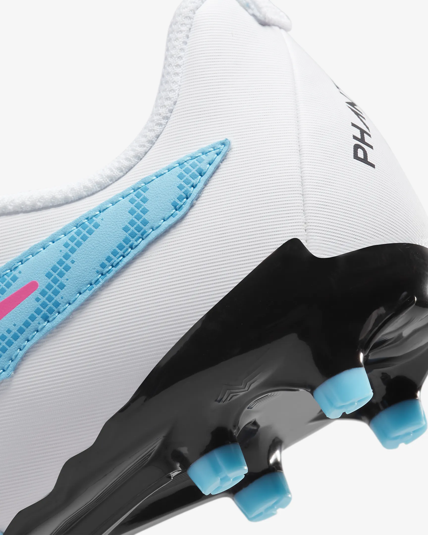 Nike Phantom GX Academy FG/MG